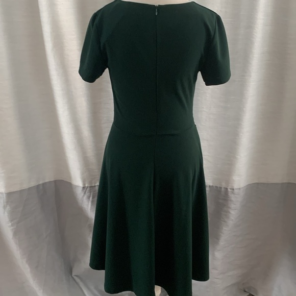 Maner a line green dress. Size M - Picture 4 of 7